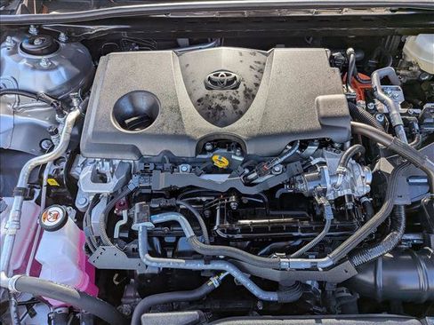 Used 2025 Toyota Camry SE image 22