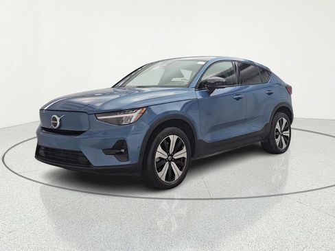 Used 2023 Volvo C40 P8 Recharge Plus image 3