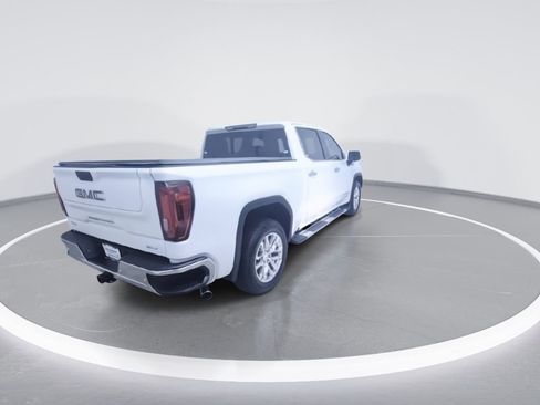 Used 2021 GMC Sierra 1500 SLT RWD image 9