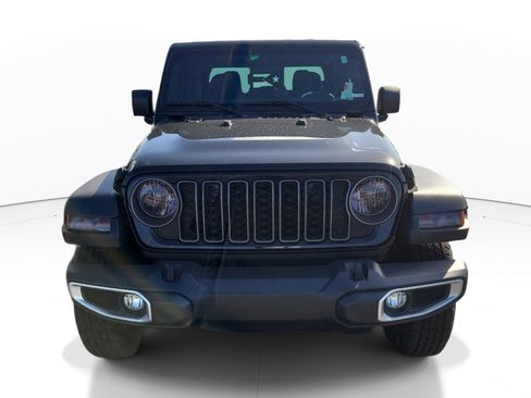 Used 2025 Jeep Gladiator Sport AWD/4WD image 2