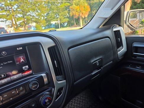 Used 2014 GMC Sierra 1500 SLE w/ SLE Value Package AWD/4WD image 17