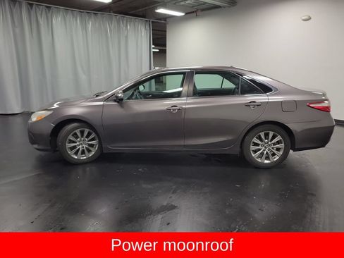 Used 2015 Toyota Camry XLE FWD image 5