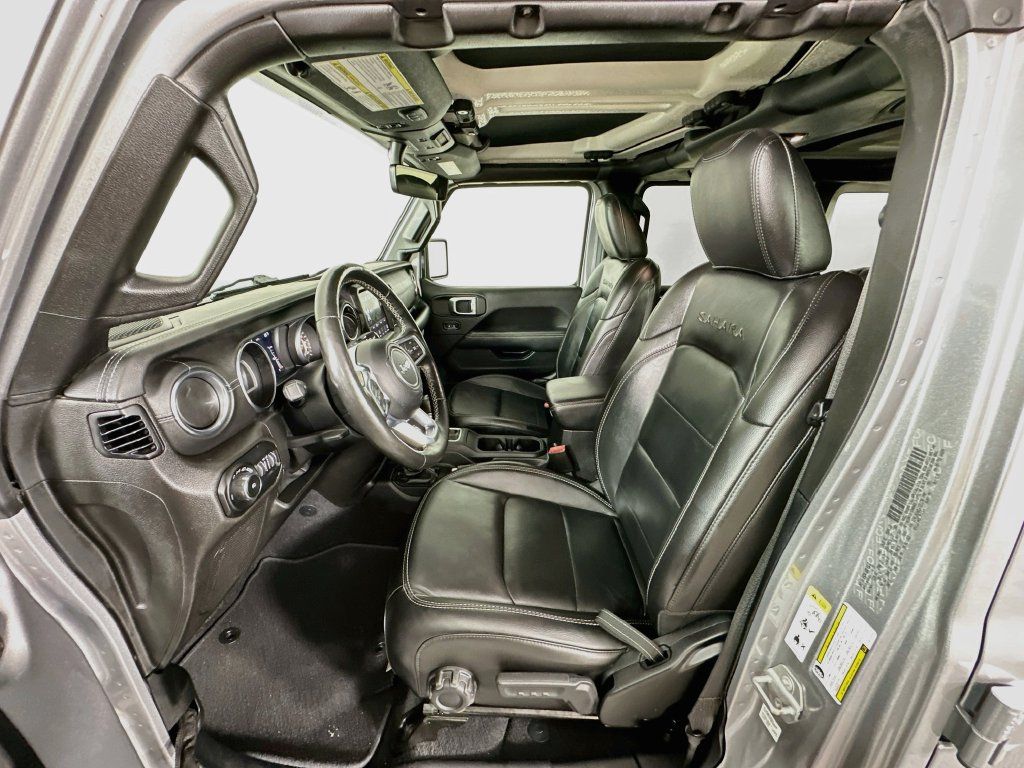 Used 2020 Jeep Wrangler Unlimited Sahara AWD/4WD image 21