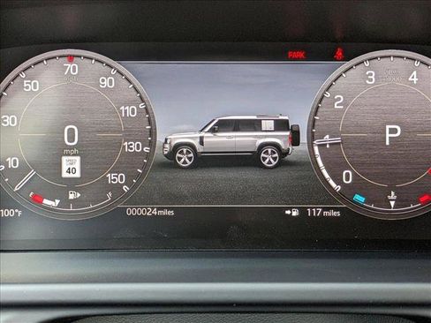 New 2025 Land Rover Defender 110 V8 AWD/4WD image 11