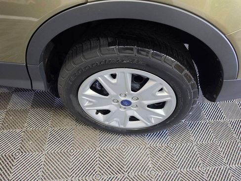 Used 2013 Ford Escape S FWD image 26