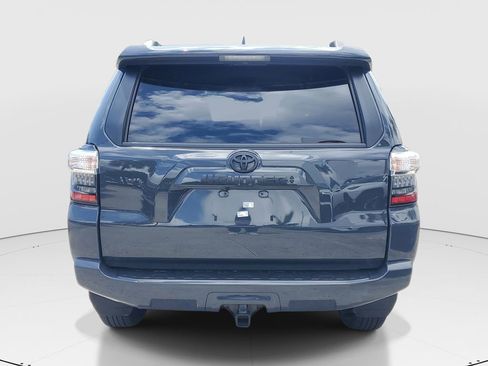Used 2024 Toyota 4Runner SR5 image 6