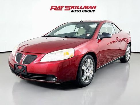 Used 2009 Pontiac G6 GT w/ Sport Package 1 FWD image 3