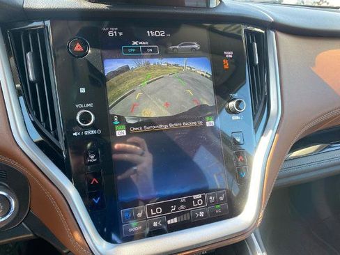 Used 2025 Subaru Outback Touring XT image 21