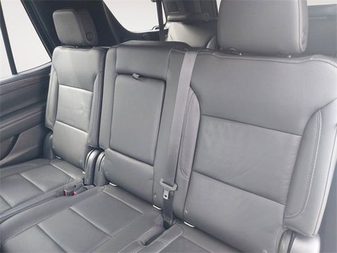 Used 2021 Chevrolet Tahoe Z71 image 13