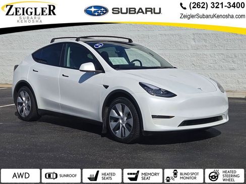Used 2022 Tesla Model Y Long Range image 1