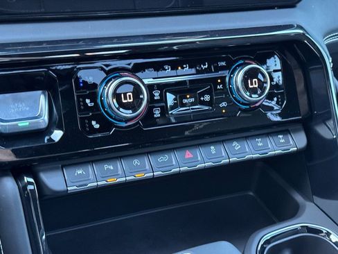 New 2026 GMC Sierra 1500 AT4X image 18