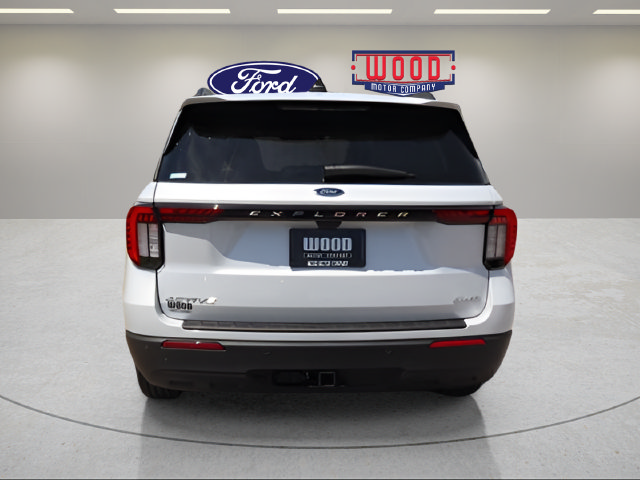 New 2026 Ford Explorer Active AWD/4WD image 4