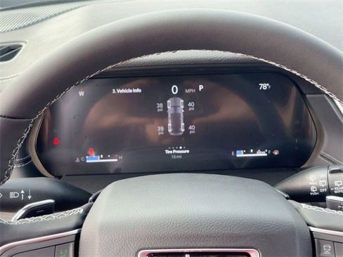 New 2025 Jeep Grand Cherokee Limited image 18