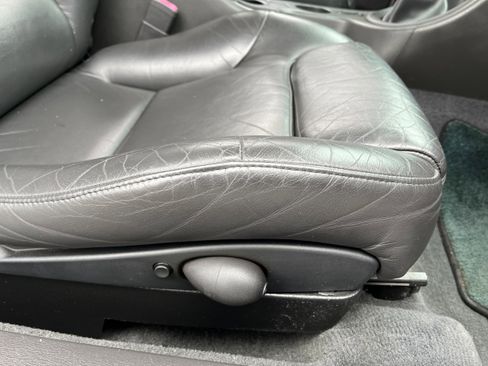 Used 2001 Ford Mustang GT image 12