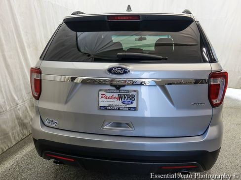 Used 2017 Ford Explorer 4WD image 6