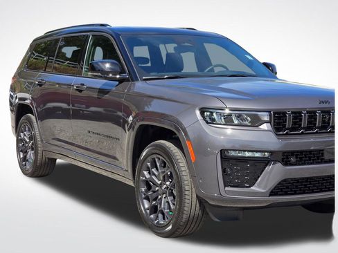 New 2026 Jeep Grand Cherokee L Summit AWD/4WD image 38