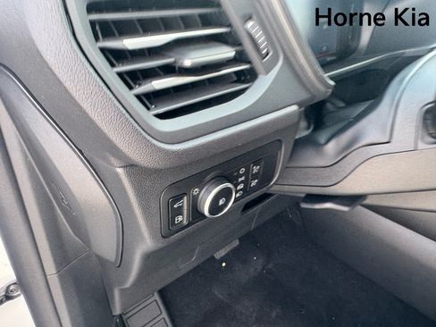 Used 2025 Ford Escape SE FWD image 25