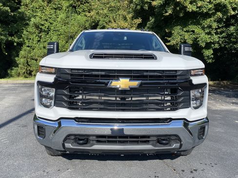 Used 2026 Chevrolet Silverado 3500 W/T w/ WT Convenience Package AWD/4WD image 3