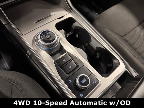 Used 2020 Ford Explorer XLT image 9