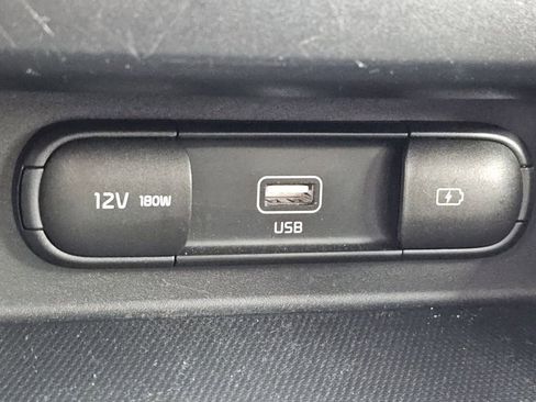 Used 2021 Kia Seltos SX w/ SX Sunroof Package image 15