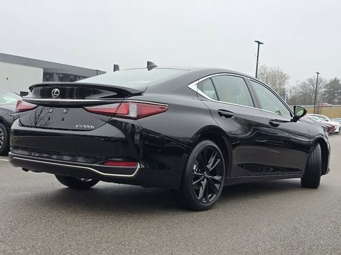 Certified 2025 Lexus ES 300h F Sport w/ Accessory Package (Z1) image 23