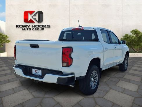 Used 2024 Chevrolet Colorado LT w/ LT Convenience Package II image 4