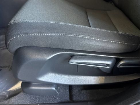 Used 2024 Honda CR-V LX image 15