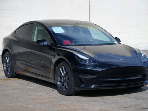 Used 2022 Tesla Model 3 RWD image 51