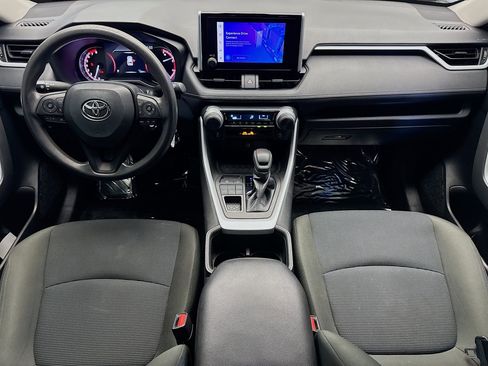 Used 2023 Toyota RAV4 LE AWD/4WD image 14