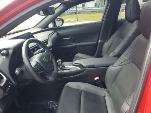 Used 2019 Lexus UX 250h AWD/4WD image 15