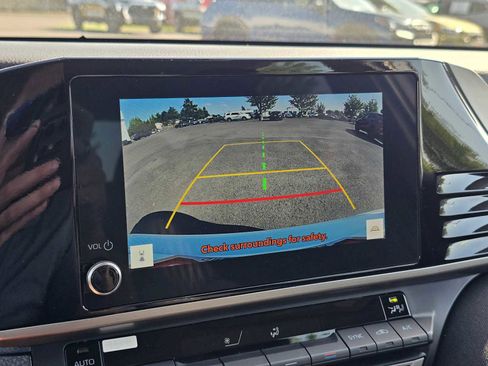 Certified 2025 Toyota Camry LE FWD image 31