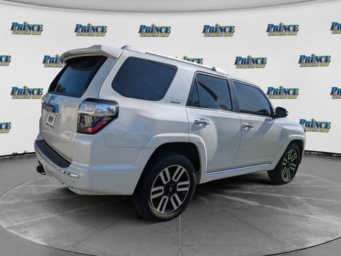 Used 2022 Toyota 4Runner Limited RWD image 3