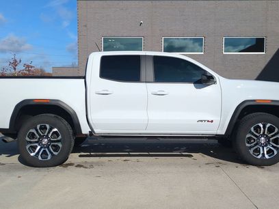 Used 2023 GMC Canyon AT4 w/ AT4 Premium Package