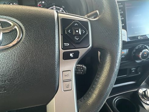 Used 2021 Toyota 4Runner SR5 AWD/4WD image 30