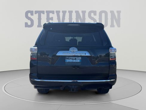 Used 2019 Toyota 4Runner Limited w/ Four Season Floor Mat Package AWD/4WD image 4