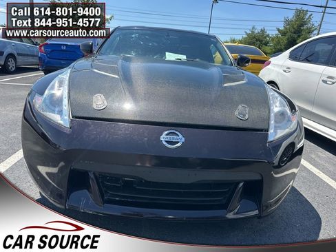 Used 2012 Nissan 370Z Touring w/ Sport Pkg RWD image 2
