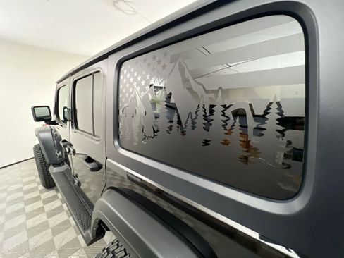 Used 2021 Jeep Wrangler Unlimited Sport image 22