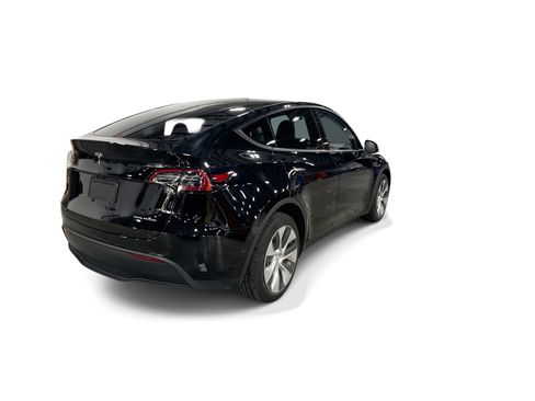 Certified 2023 Tesla Model Y Long Range AWD/4WD image 6
