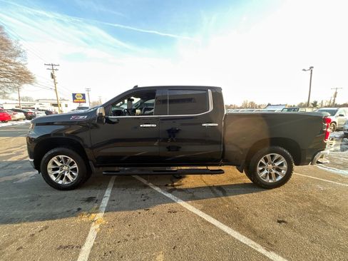 Used 2019 Chevrolet Silverado 1500 LTZ image 8