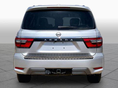Used 2022 Nissan Armada SV RWD image 4