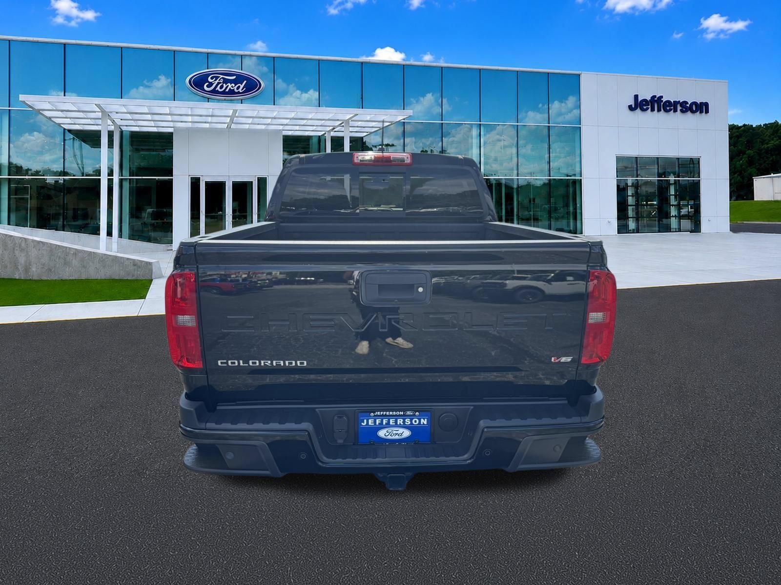 Used 2022 Chevrolet Colorado Z71 w/ Z71 Midnight Edition AWD/4WD image 6