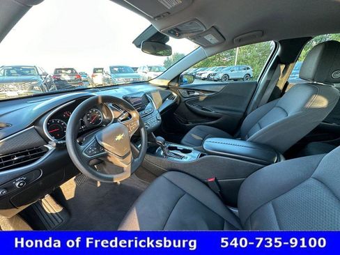 Used 2023 Chevrolet Malibu LT image 17