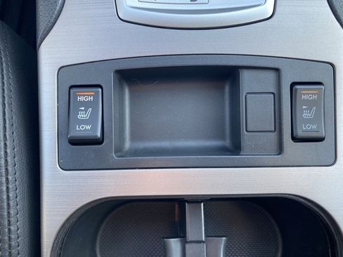 Used 2013 Subaru Legacy 3.6R Limited image 18