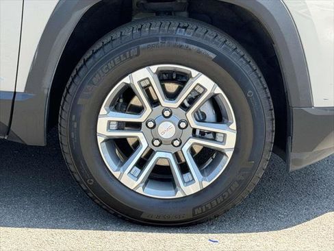 Used 2025 GMC Terrain Elevation AWD/4WD image 9