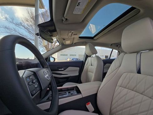 New 2026 Nissan Sentra SL image 7