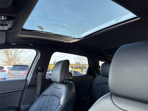 Certified 2024 Kia Sportage X-Pro Prestige image 28