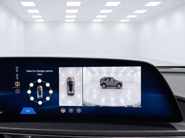 Used 2024 Cadillac Lyriq Tech w/ Driver Assist Package AWD/4WD image 25