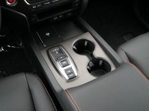 Used 2025 Honda Ridgeline TrailSport image 25