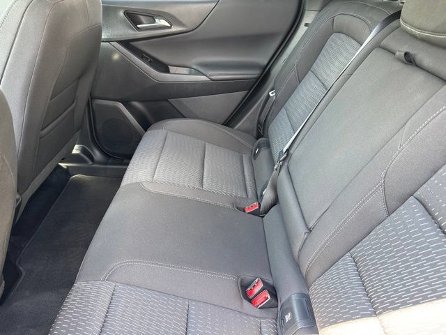 Used 2026 Chevrolet Equinox LT FWD image 21