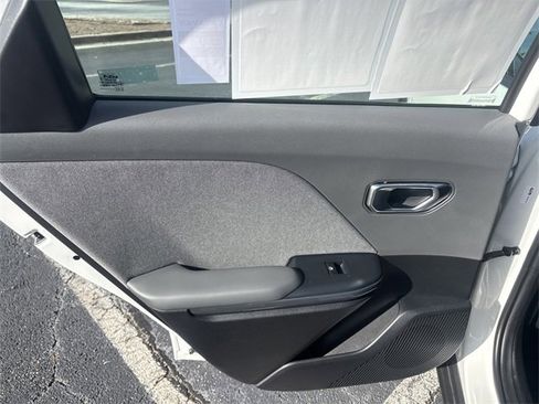 Certified 2025 Kia K4 EX image 15